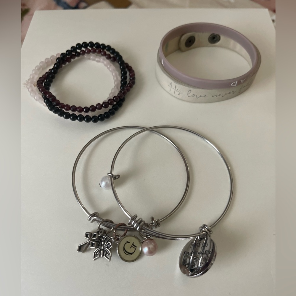Bracelet Lot